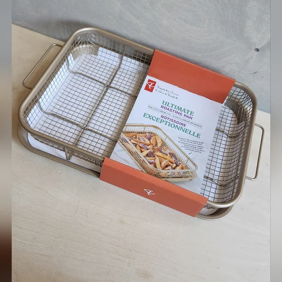 Gold Roasting Pan with Rack - Picture 2 of 8